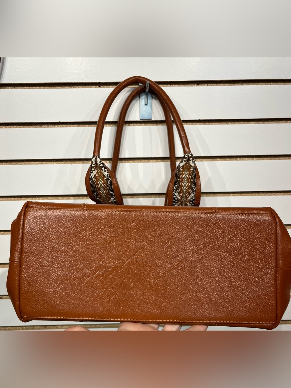 Faux leather bag with SW style accents - Picture 6 of 12